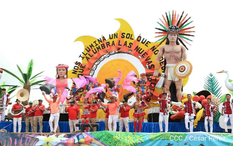 Más de 30 mil personas disfrutan del Carnaval Acuático en San Carlos