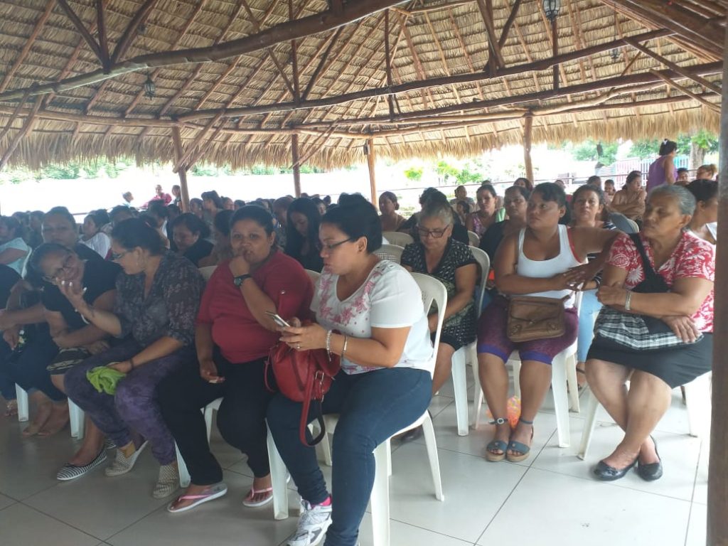 Más de 400 mujeres fueron atendidas hoy en la Consulta Médica de Tu Nueva Radio YA