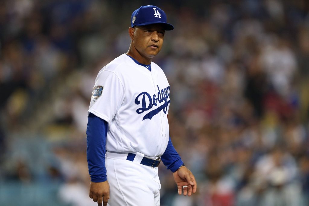 Dave Roberts seguirá con Los Dodgers