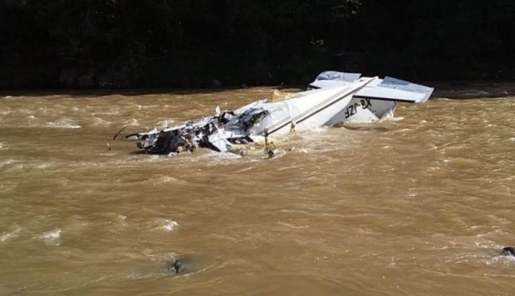 Desplome de avioneta en Michoacán, México