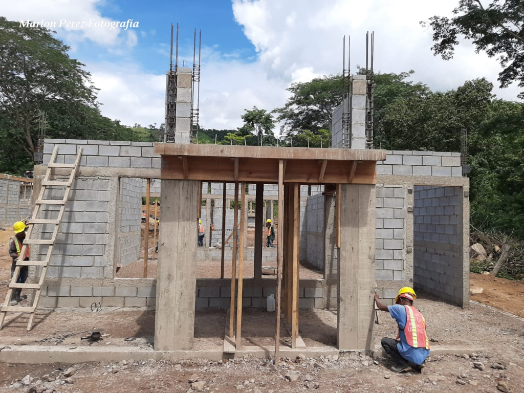 Gobierno de Nicaragua construye dos escuelas en Siuna. Foto Cortesía Marlon Pérez
