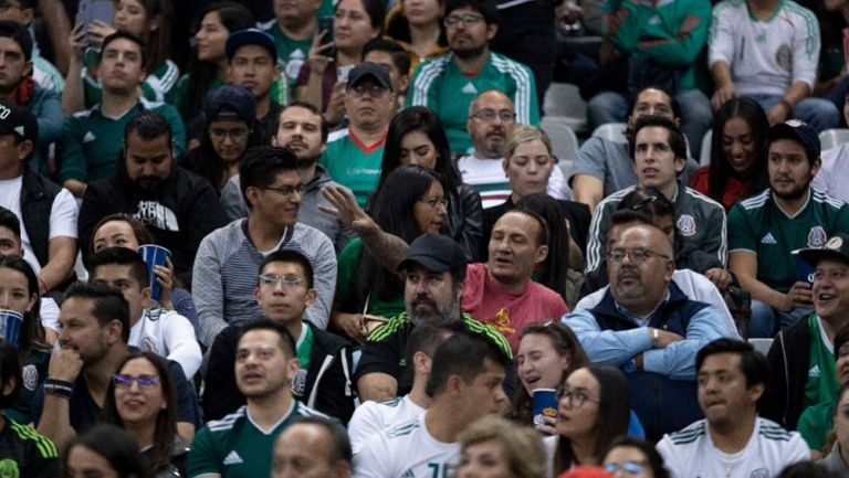 30 aficionados mexicanos fueron expulsados del Estadio Azteca por sus gritos homofóbicos