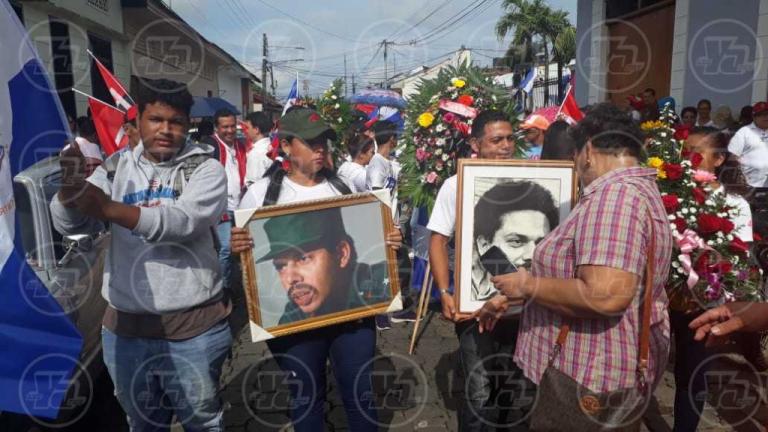 Leoneses rinden homenaje al Comandante Carlos Núñez Téllez, Padre de la Constitución de Nicaragua
