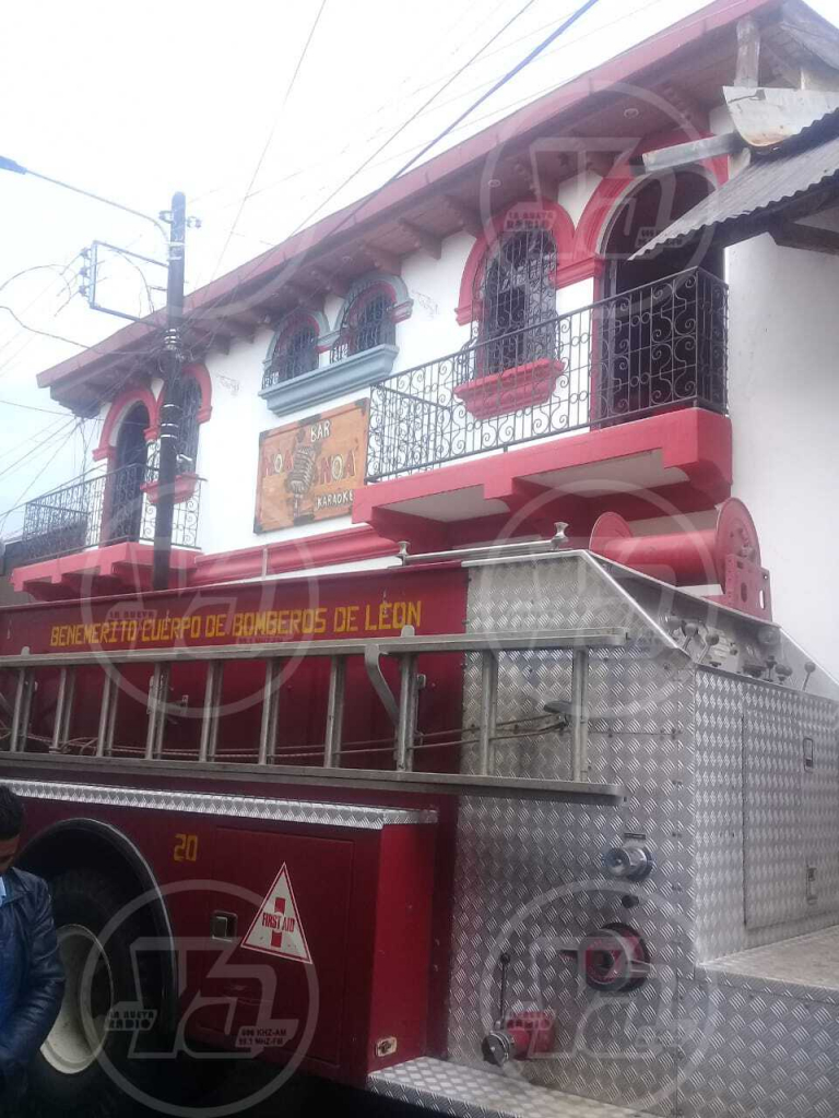 Sofocan un nuevo incendio en el bar Noa Noa de León
