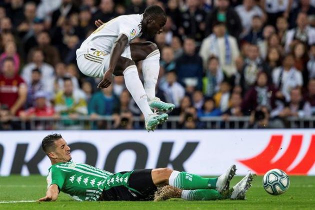 Real Madrid empata con Betis 0-0... No será líder de la liga
