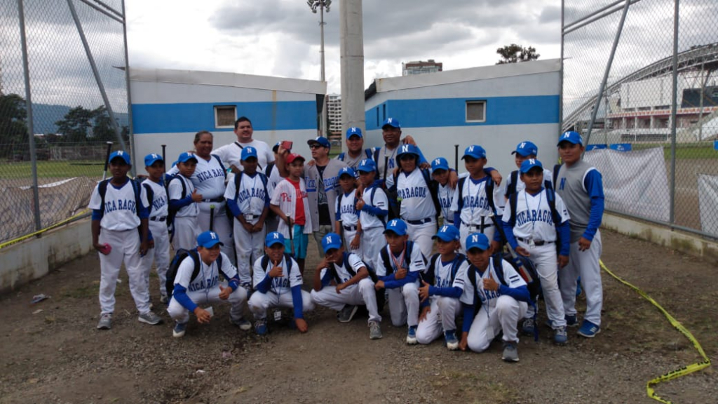 Nicaragua gana medalla de bronce en el Panamericano de Béisbol U-10