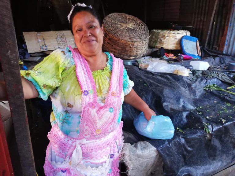 Ventas de gallinas se agotó temprano en el Mercado Roberto Huembes