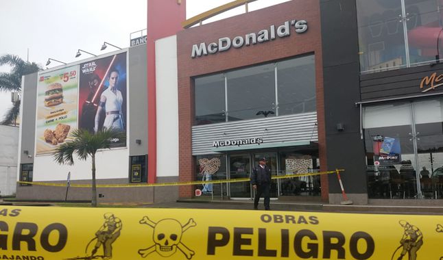2 trabajadores de McDonald’s perecen electrocutados en Perú