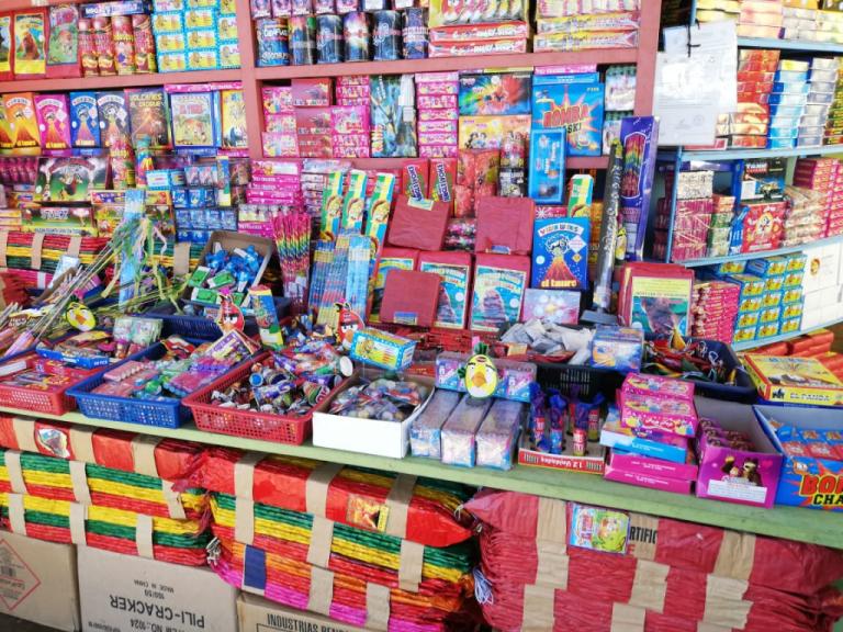 Vendedores de pólvora listos para este 7 de diciembre 2019