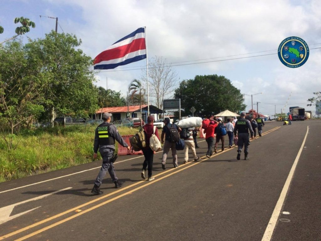 50 nicaragüenses fueron devueltos tras ser arrestados por autoridades de costa rica 1