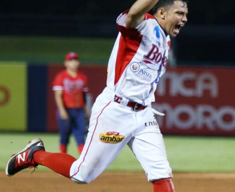 Bismarck Rivera fue electo el bateador de la semana en el Pomares