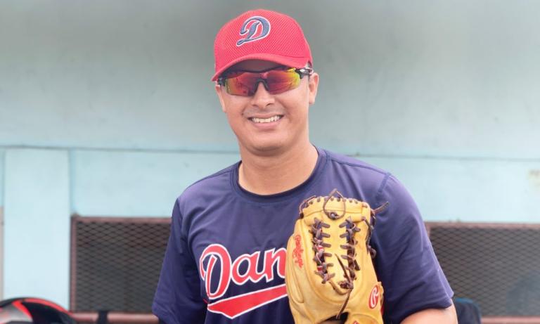 Sheyder ante Medrano en el quinto de la semifinal entre Estelí-Dantos