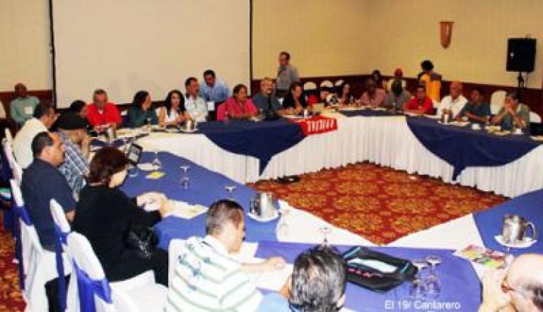 Delegaciones participantes al Foro de Sao Paulo celebran incorporación de mujeres a la lista de candidatos del FSLN