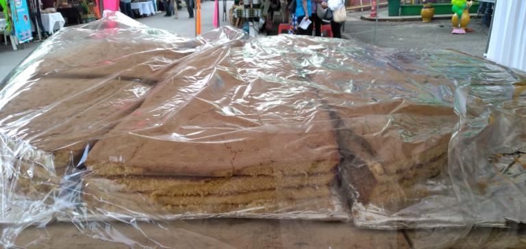 Elaboran el pastel más grande de Estelí, con la forma del sombrero de Don Felipe Urrutia