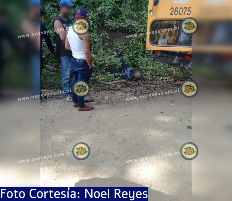 Segoviano muere electrocutado mientras intentaba subirse a la canastera de bus