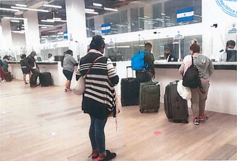 Arriban a Nicaragua 322 nicaragüenses procedentes de Panamá