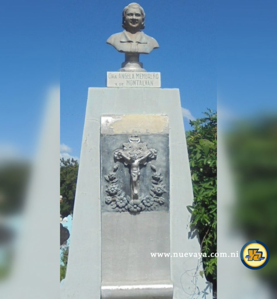 Busto de doña Ángela Membreño Viuda de Montalván