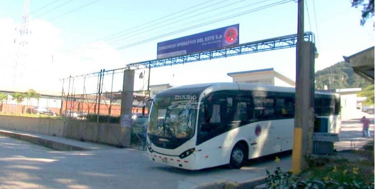 Nicaraguense perece arrollado por el bus que reparaba en costa rica