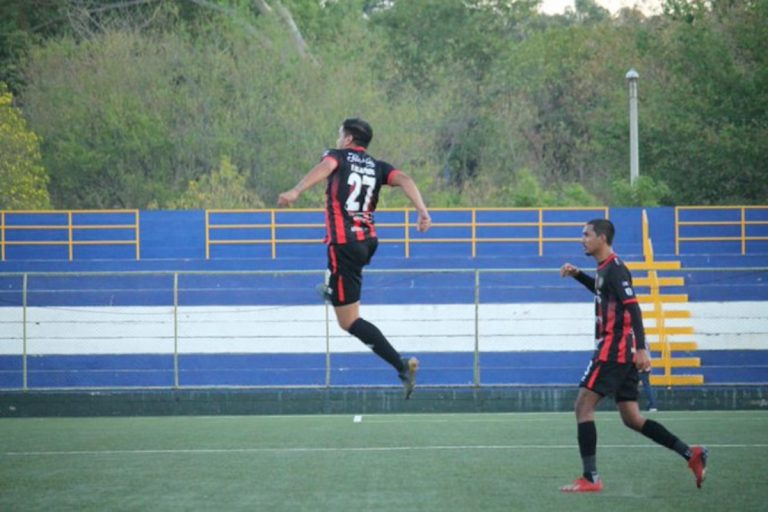 Walter Ferreti jugará ante Ocotal el jueves en el estadio Nacional