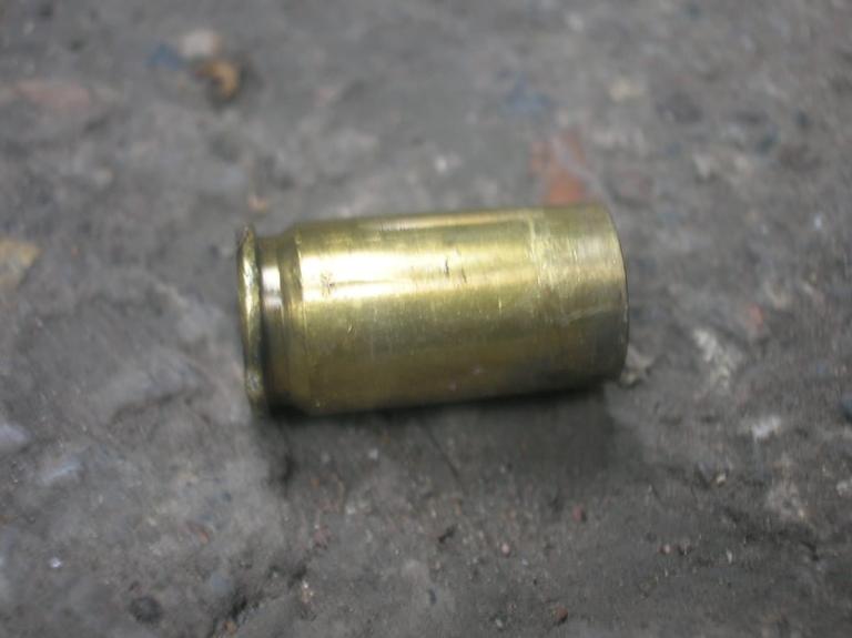 Desconocidos disparan contra par de chavalos en el barrio 19 de Julio