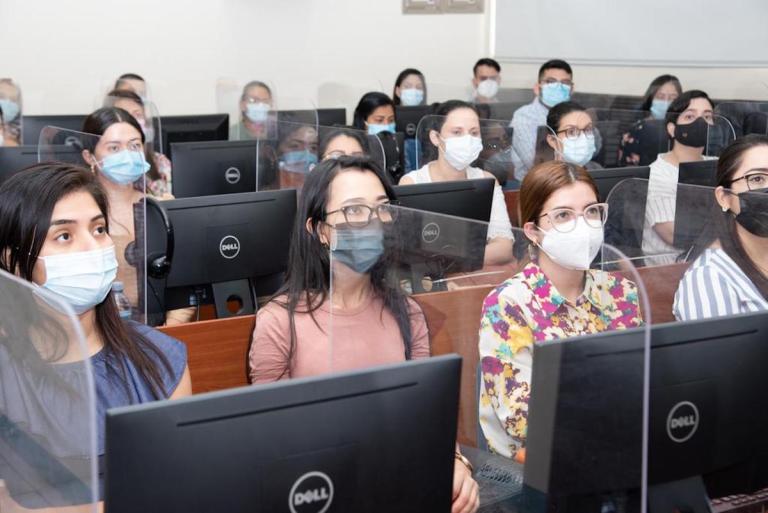 UAM inaugura Posgrado en Medicina Estética, único en Nicaragua