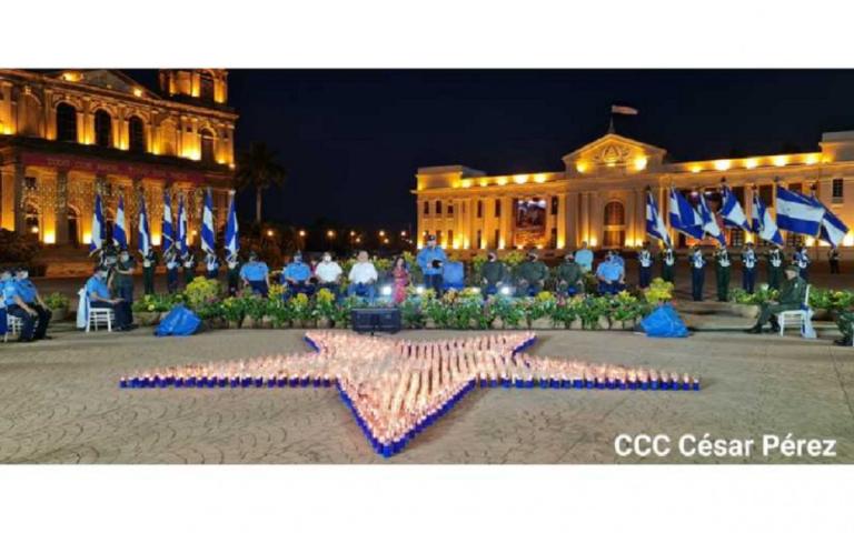 Presidente Daniel Ortega y Compañera Rosario Murillo presidieron homenaje al General Sandino