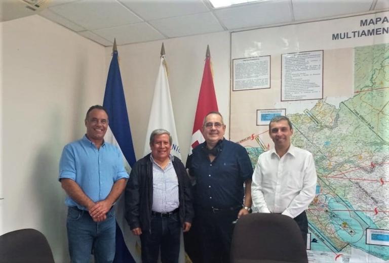 Embajador de Argentina ofrece colaboración técnica al SINAPRED