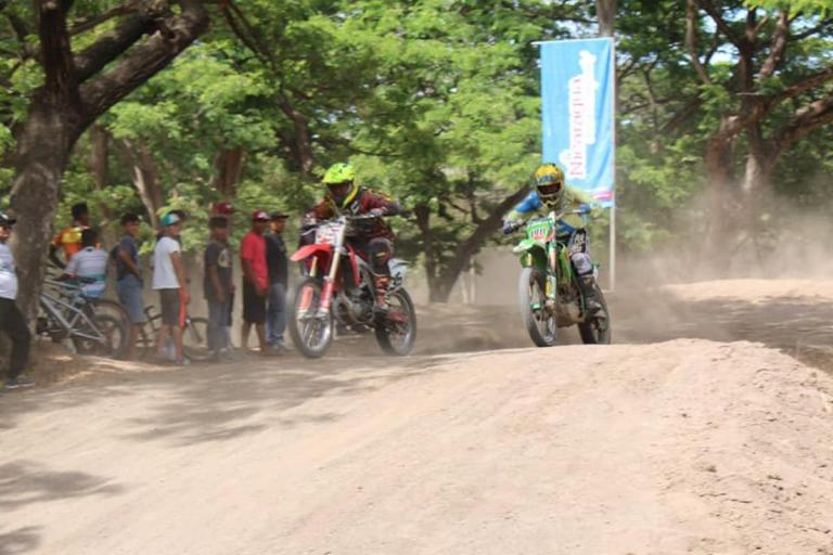 Realizan V Fecha del Campeonato Nacional de Motocross en Granada