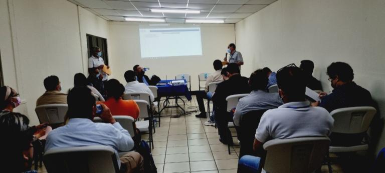 CSE capacita a partidos sobre plataforma digital de registro