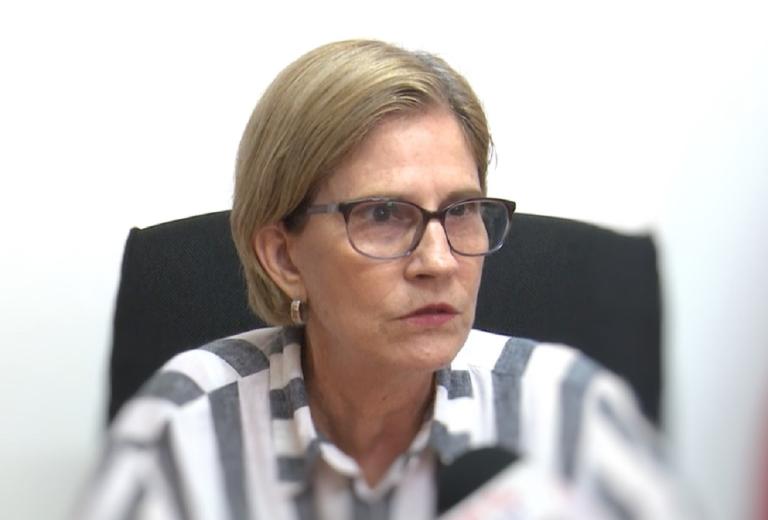 Carmella Rogers Amburn es una ciudadana estadounidense
