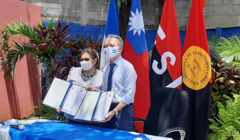 China – Taiwán entrega primer desembolso para merienda escolar