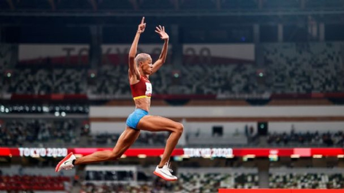 La venezolana yulimar rojas consiguio la medalla de oro en salto triple en los juegos olimpicos tokio 2020