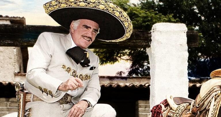 Operan de emergencias a Vicente Fernández y según sus hijos, lo mantienen sedado