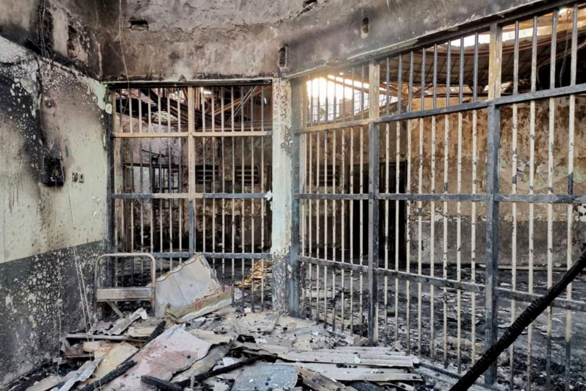 41 personas mueren en un incendio en una carcel de indonesia 2