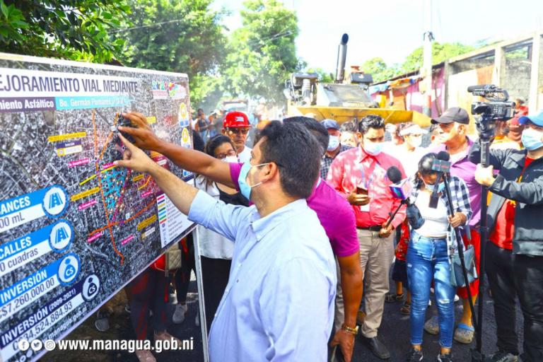 Continúa pavimentación de calles en barrio Germán Pomares, en Managua