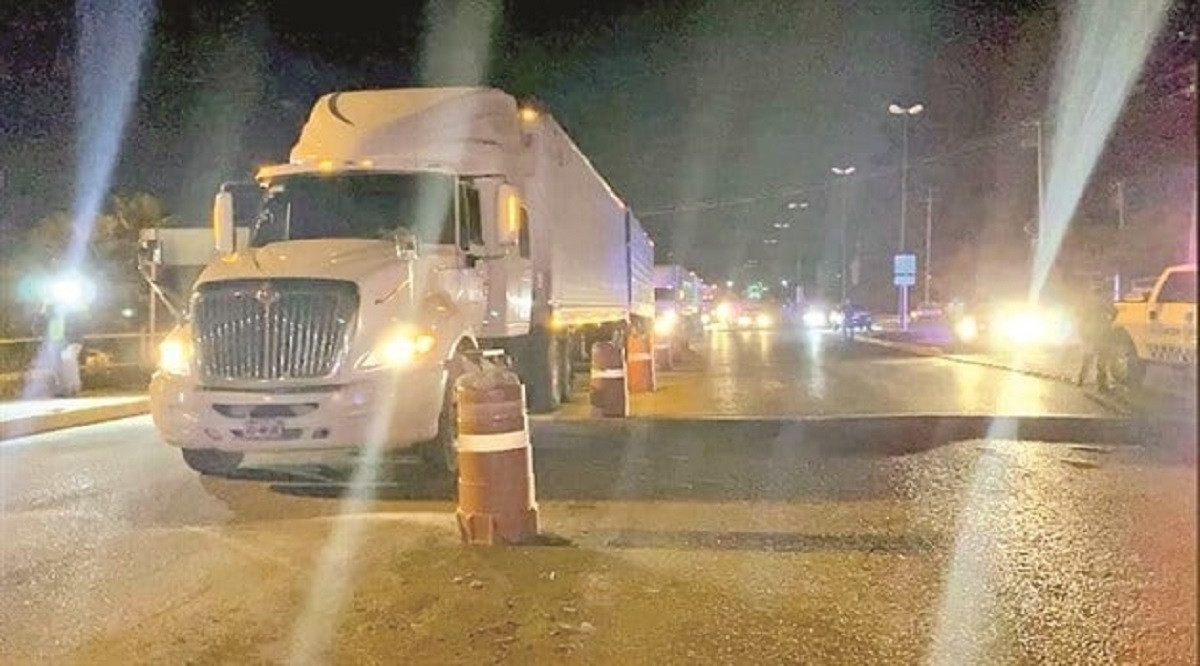 Mexico detienen a 28 nicaraguenses ocultos en furgones