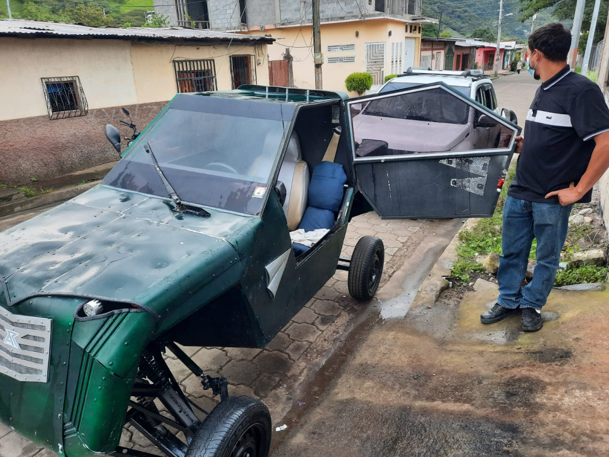 Nicaraguense construye su propio vehiculo con tan solo 3 mil dolares 5