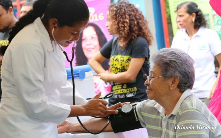 MINSA atenderá a 133 mil familias a través de ferias y clínicas móviles en el país, la semana próxima