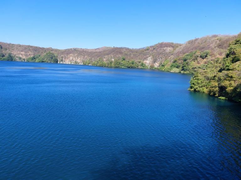 Volteo Térmico va disminuyendo en la espectacular Laguna de Asososca
