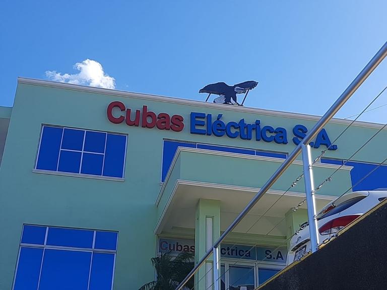 Cubas Eléctrica S.A. le da la bienvenida al verano con fabulosa feria de precios bajos