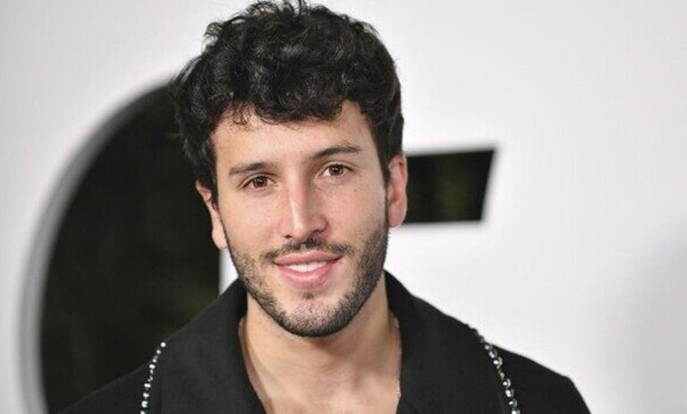 Sebastián Yatra se emociona en un concierto al recordar a Aitana: «Nunca olvidaré ese amor»