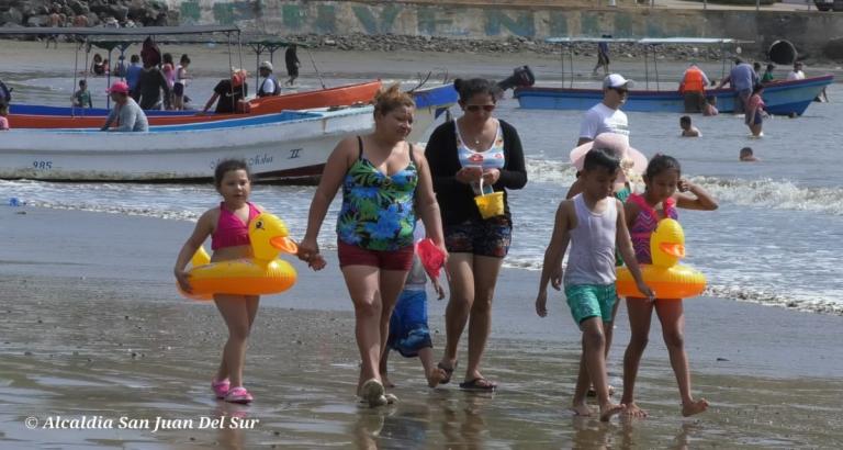 Inició la Semana Santa en la hermosa bahía de San Juan del Sur