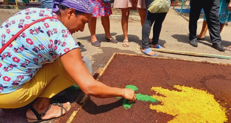 Exposición de alfombras pasionarias en el Municipio de El Realejo, Verano 2022