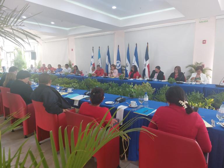 Legado de Sandino está firme en los nicaragüenses que avanzan con Daniel y Rosario