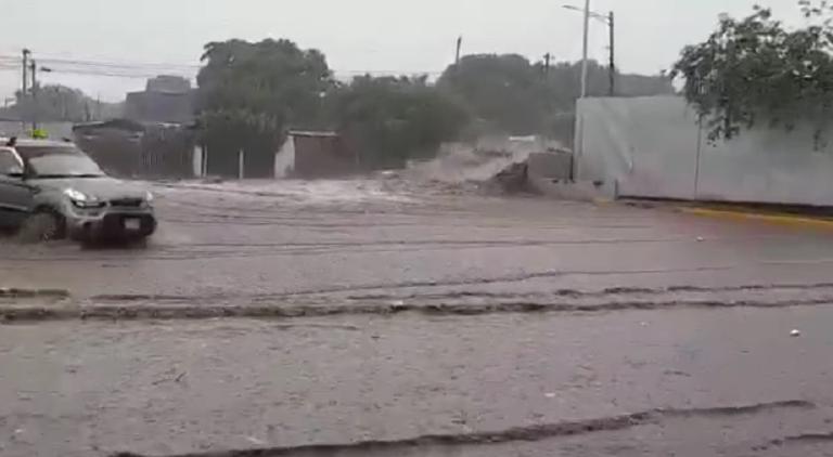 25 casas anegadas y ocho barrios afectados deja como saldo fuerte lluvia en Managua