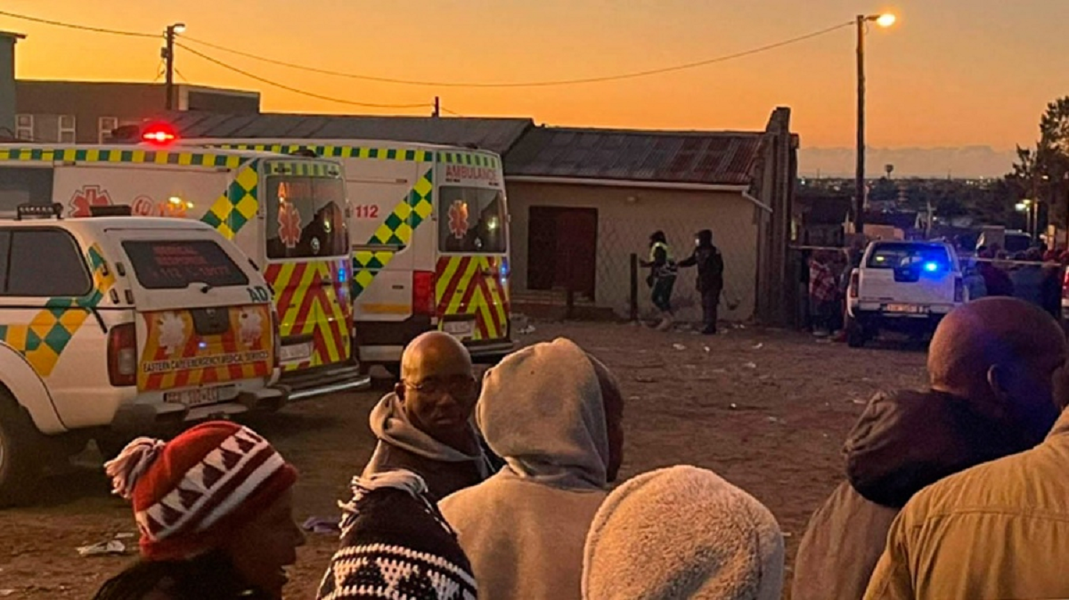 20 jovencitos son hallados sin vida en un bar de sudafrica no tenian senas de violencia
