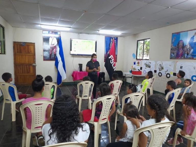 Niños reciben capacitación del INAFOR para evitar los incendios forestales