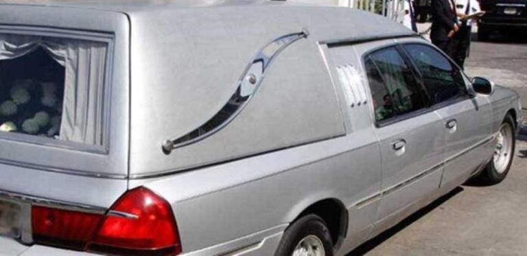 Insólito: Ladrón roba un carro fúnebre con todo y difunto en Colombia