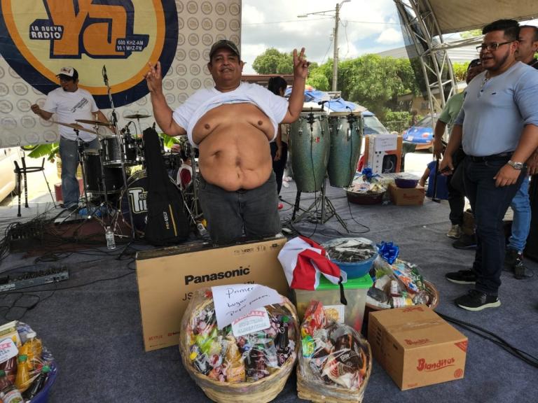 Hombre con barriga de 144 centímetros se convierte en el Papa Panzón 2022 de Nicaragua