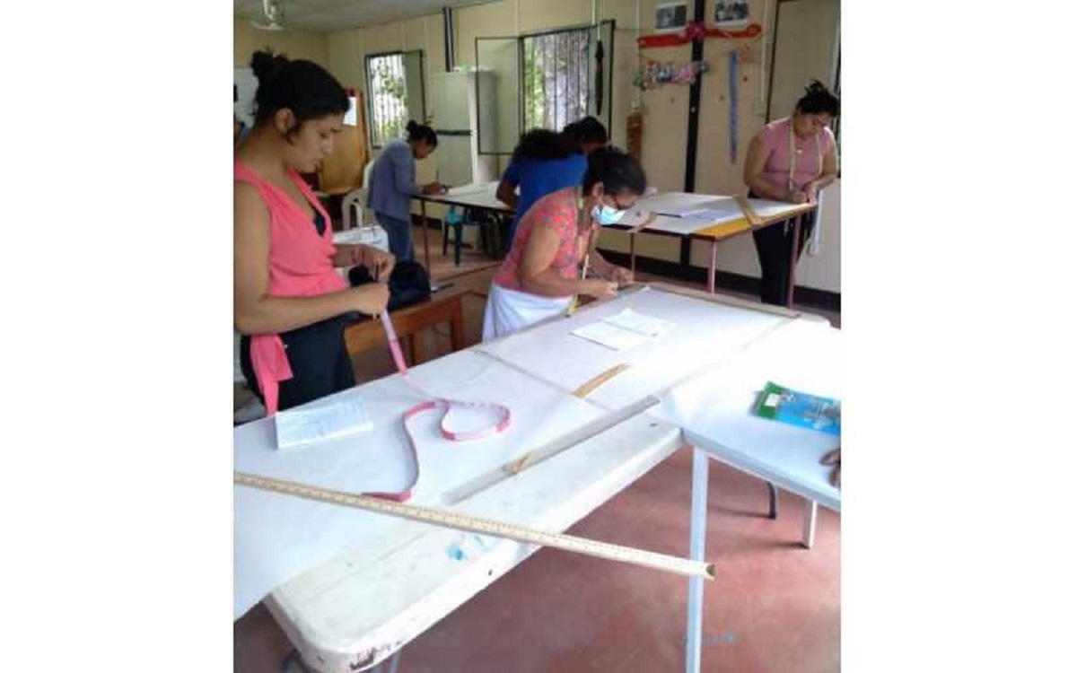 Casi 14 mil mujeres son protagonistas de las escuelas de oficio de las alcaldias de nicaragua